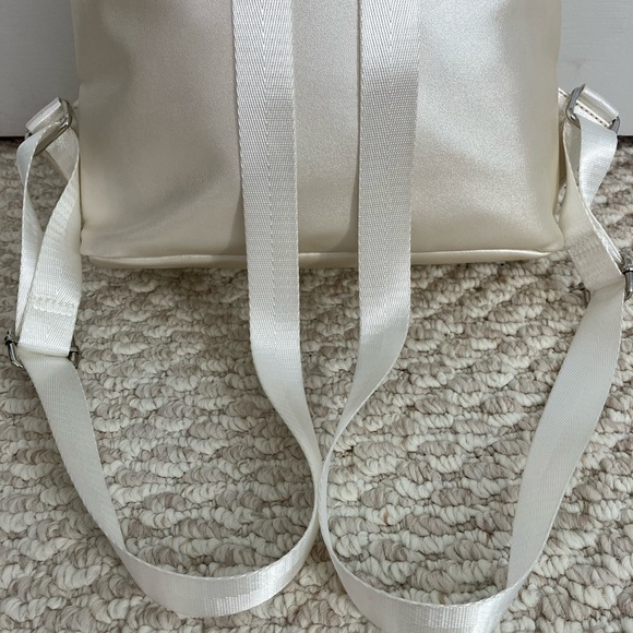 Urban Outfitters off-white backpack - Picture 6 of 7